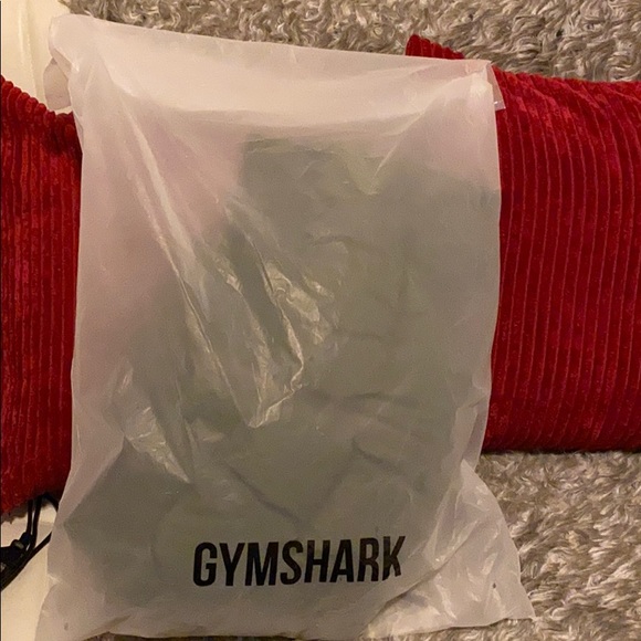 NWT Gymshark Crop Gilet-Khaki - Picture 3 of 5